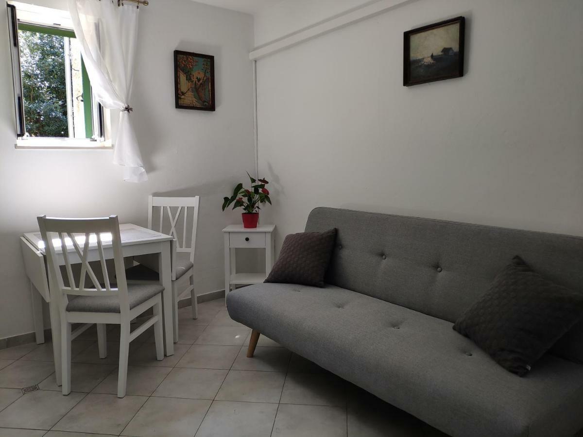 Apartment Zdenka Veli Losinj Ngoại thất bức ảnh