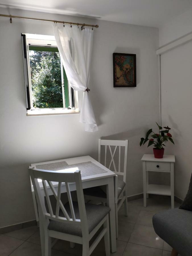 Apartment Zdenka Veli Losinj Ngoại thất bức ảnh