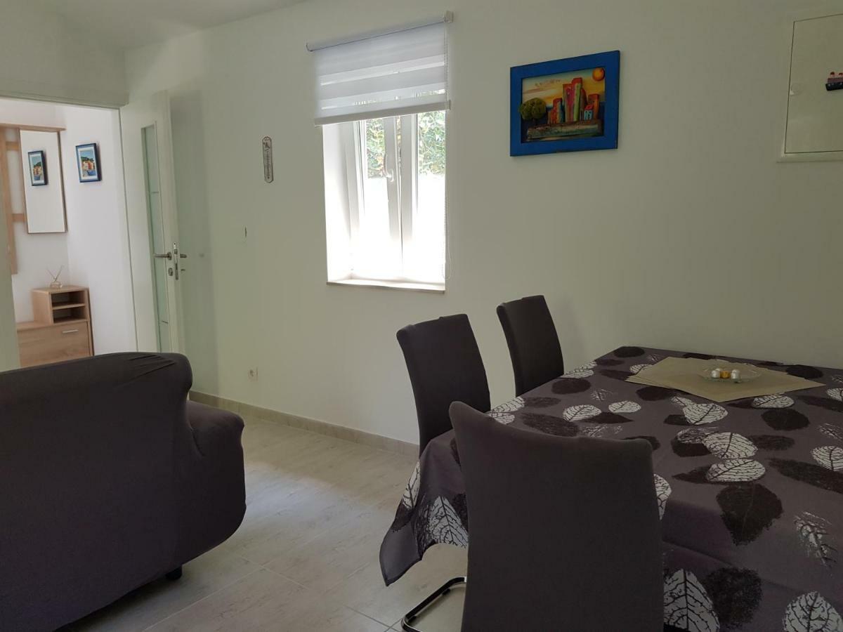 Apartment Zdenka Veli Losinj Ngoại thất bức ảnh