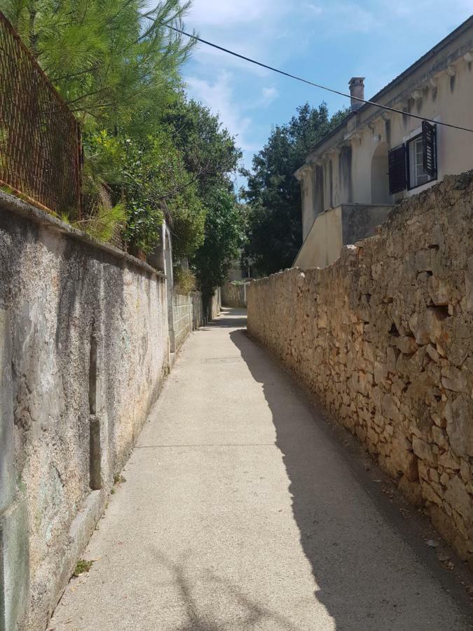 Apartment Zdenka Veli Losinj Ngoại thất bức ảnh