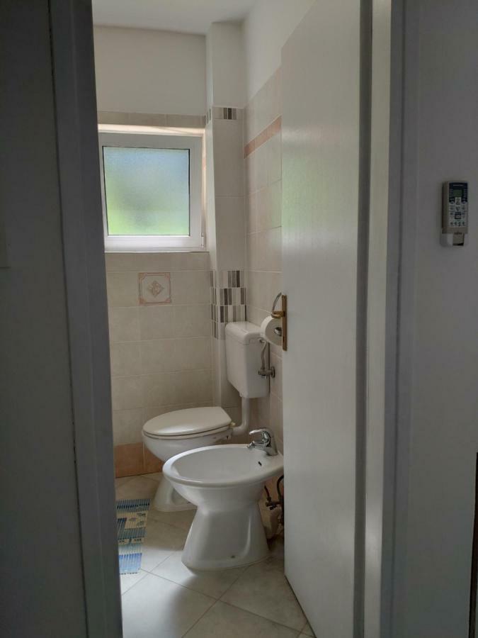 Apartment Zdenka Veli Losinj Ngoại thất bức ảnh